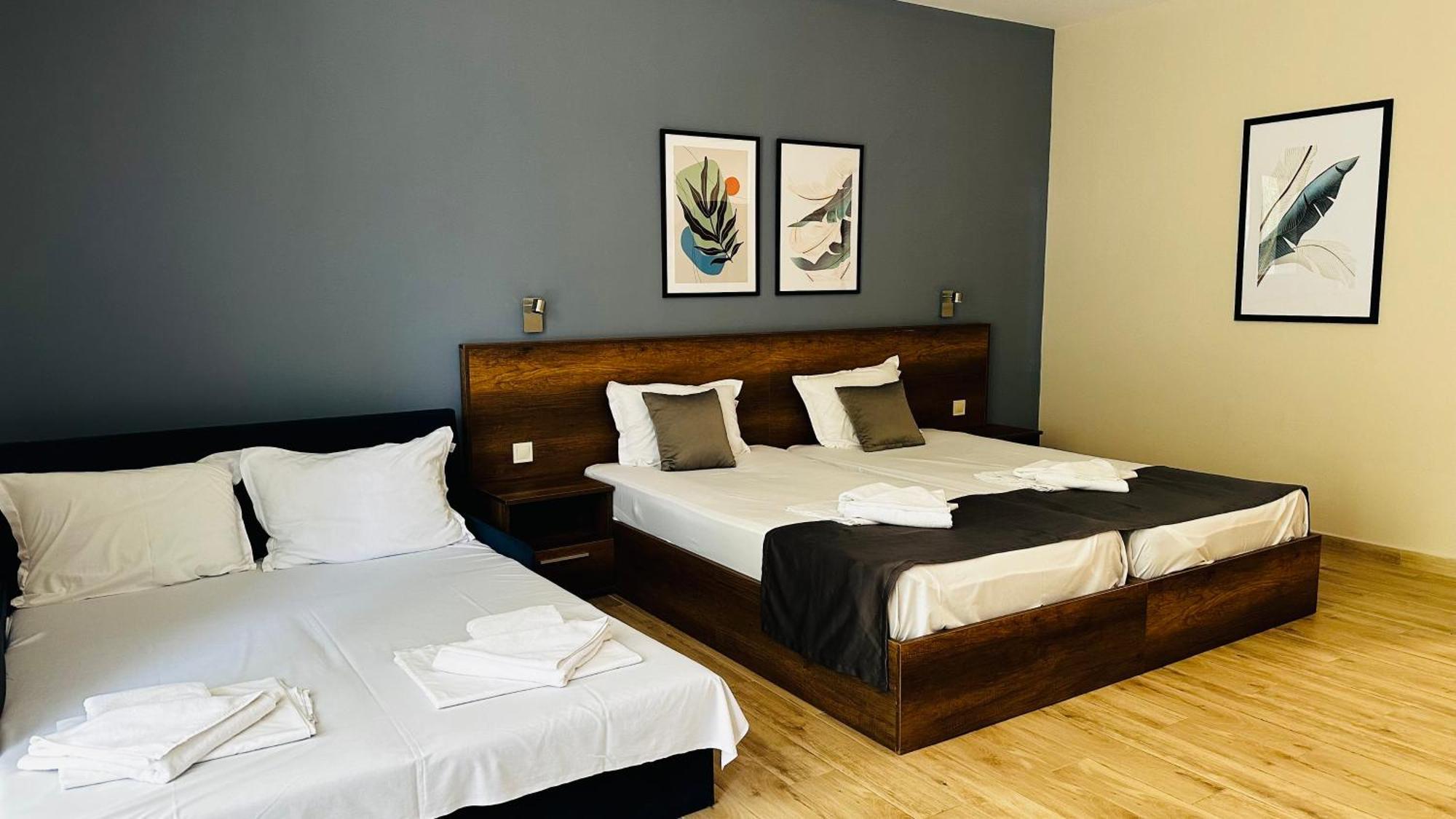 Queen Nelly Park Готель 4*